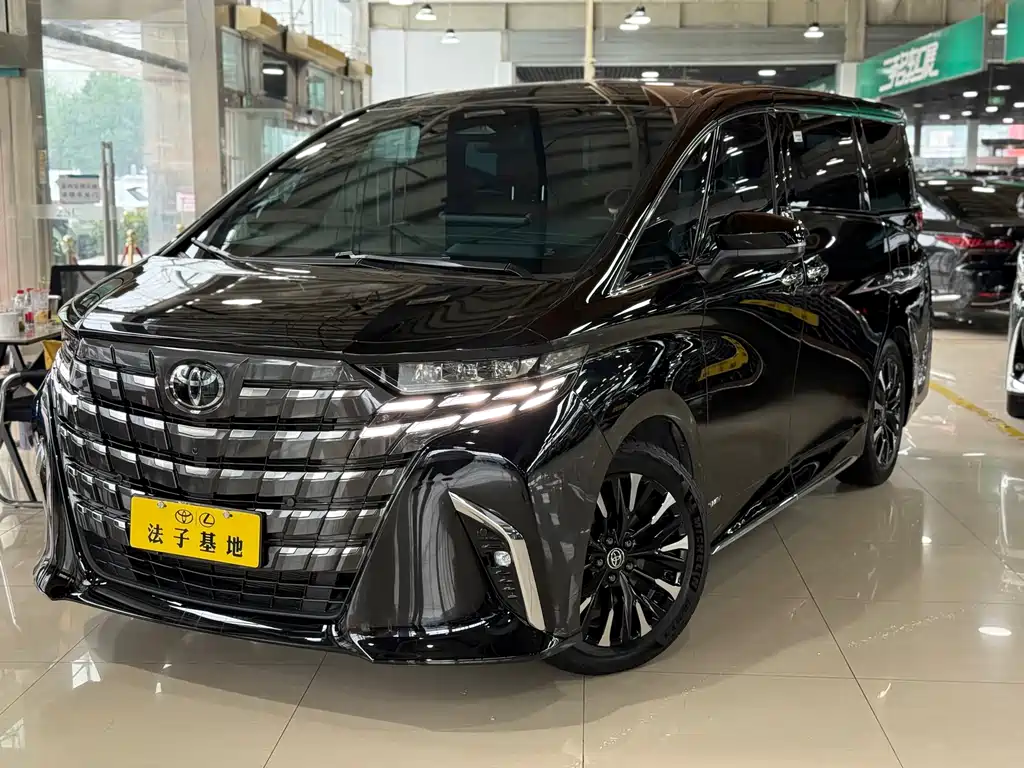 Toyota Alphard 2026