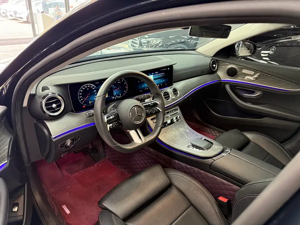 Mercedes-Benz E-Class 2022