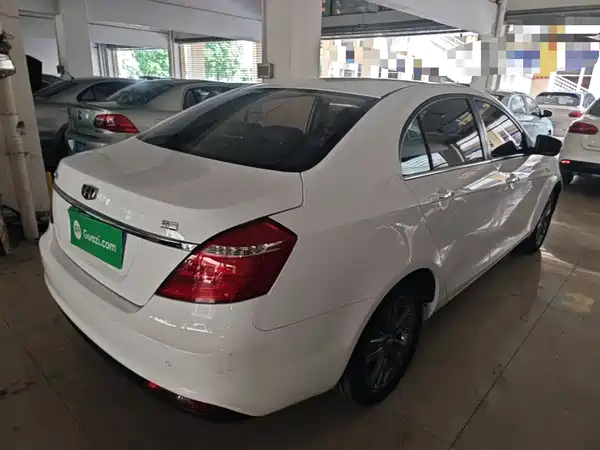 Geely Emgrand 2017