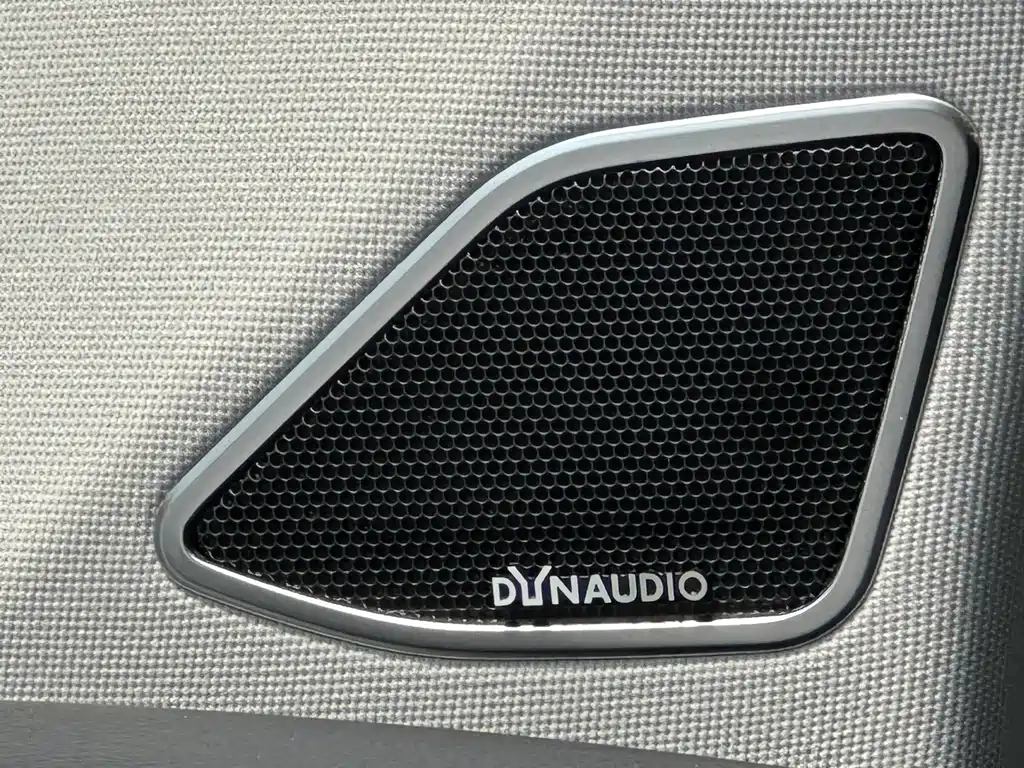 Volkswagen Multivan 2018 — фото 14