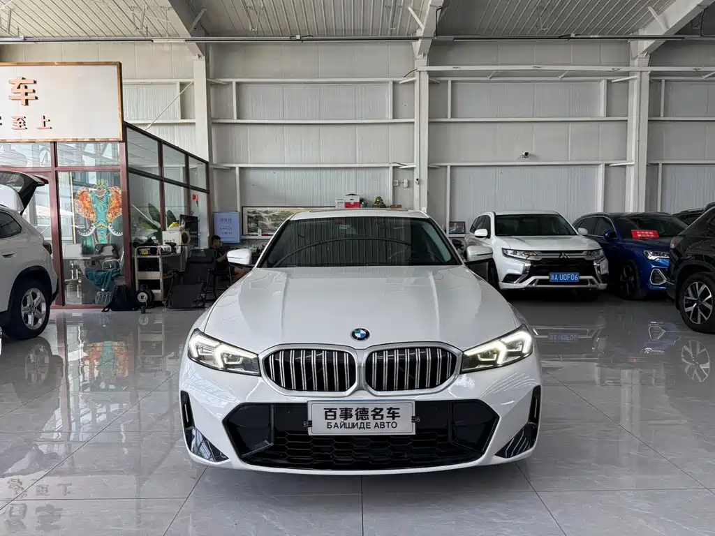 BMW 3 Series 2023