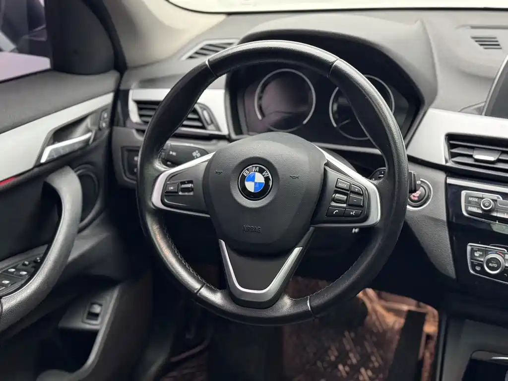 BMW X1 2019 — фото 13