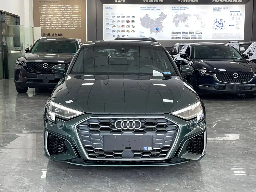 Audi A3 2022 — фото 2