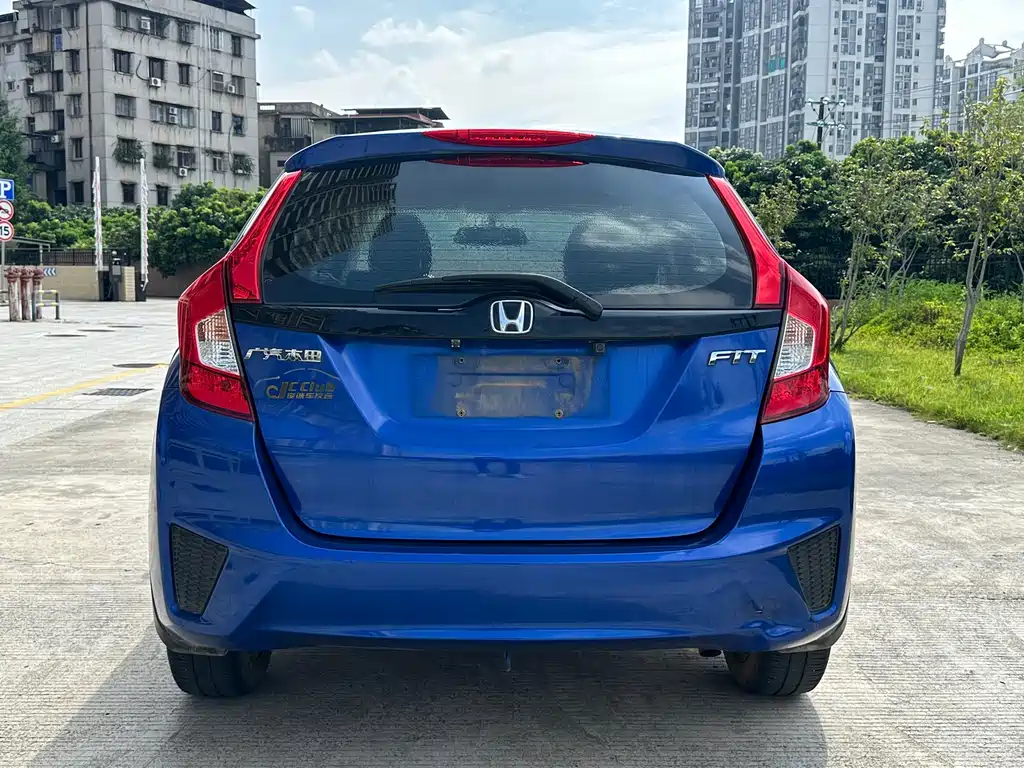 Honda Fit 2015 — фото 8