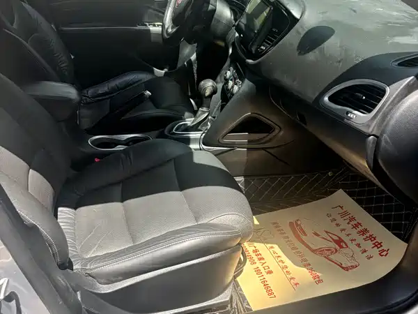 Fiat Viaggio 2012