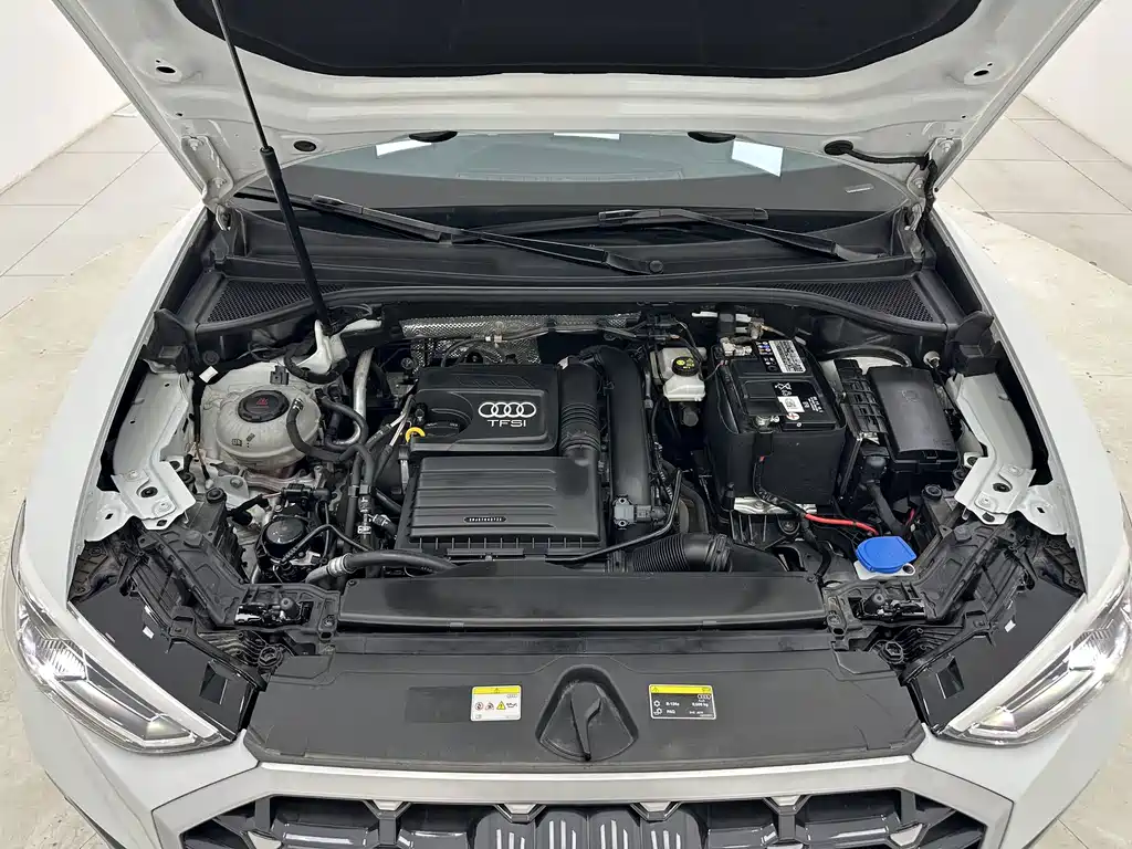Audi Q3 2023 — фото 18