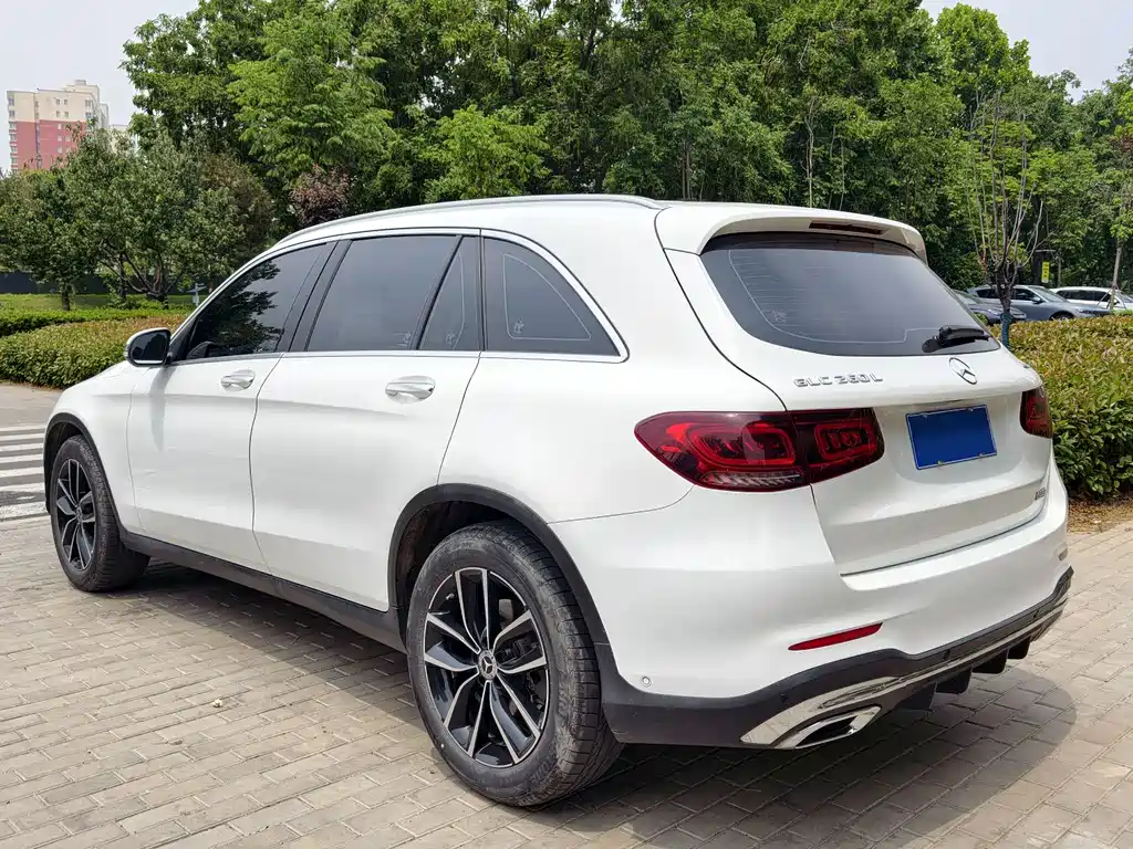 Mercedes-Benz GLC 2022 — фото 7