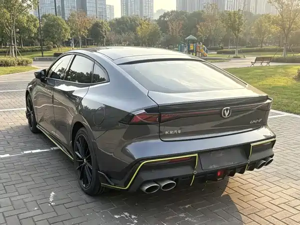 Changan UNI-V 2023