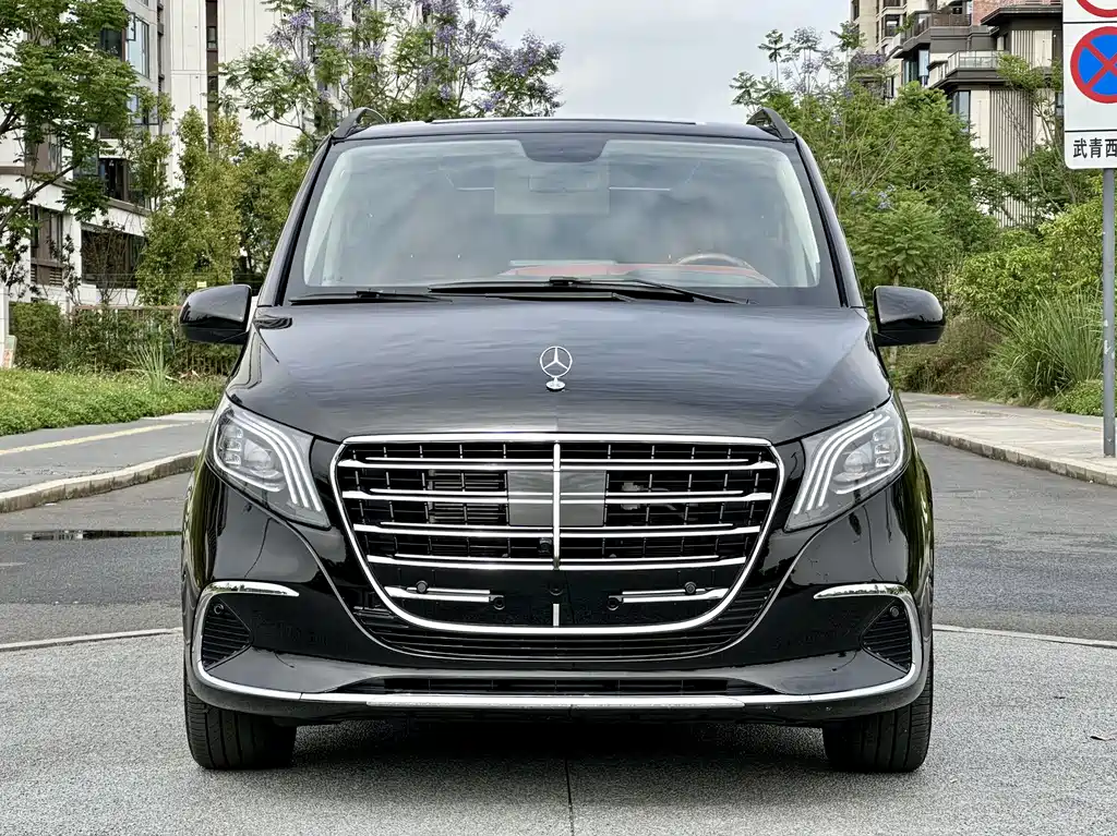 Mercedes-Benz Vito 2024 — фото 3