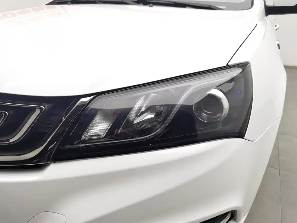 Geely Emgrand 2017