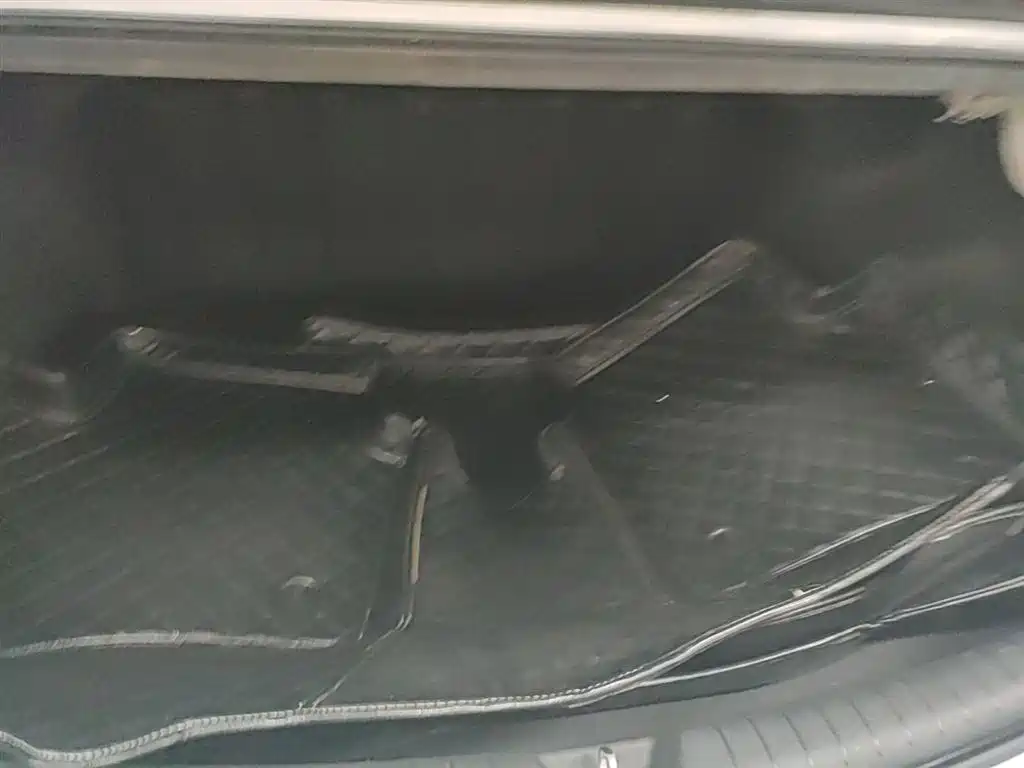 Hyundai Verna 2017 — фото 19