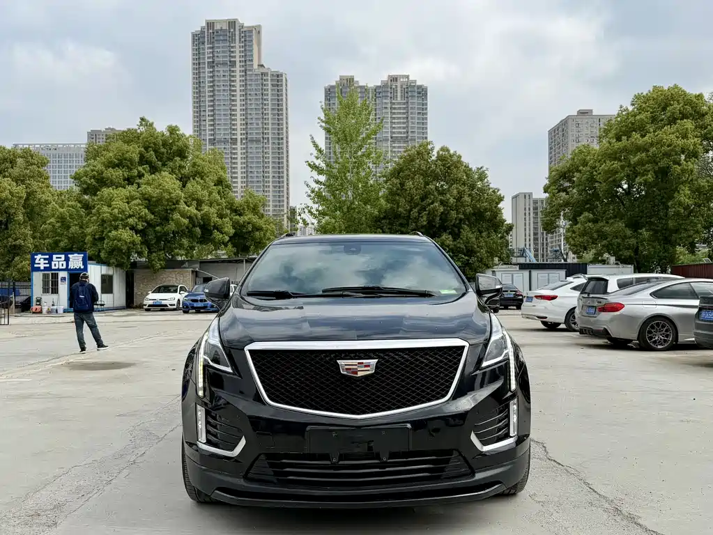 Cadillac XT5 2023 — фото 2
