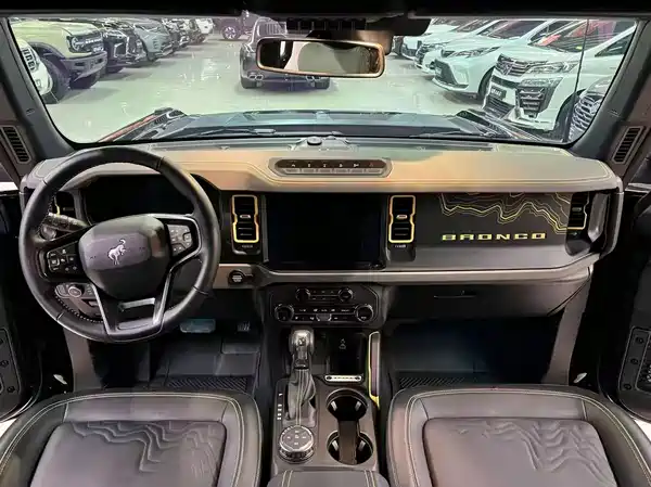 Ford Bronco 2025
