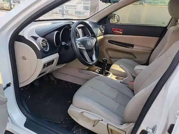 Changan Eado 2013