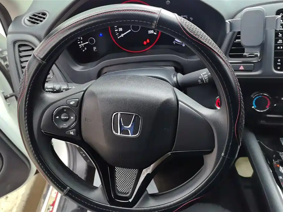 Honda Vezel 2021 — фото 15