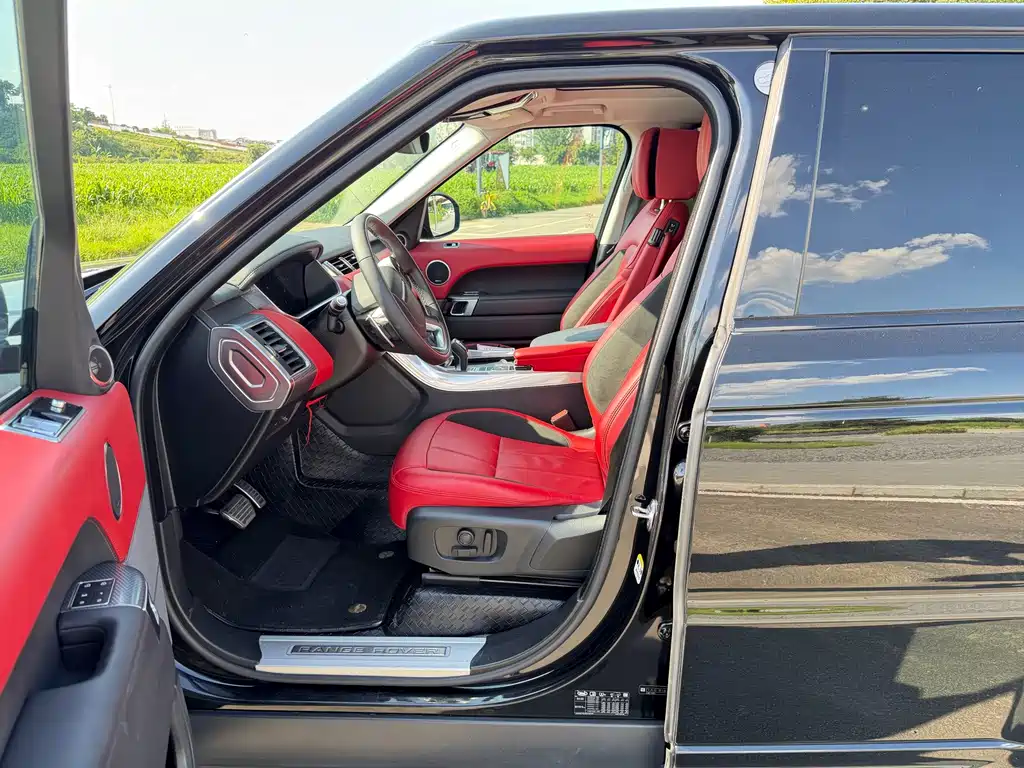 Land Rover Range Rover Sport 2021 — фото 11