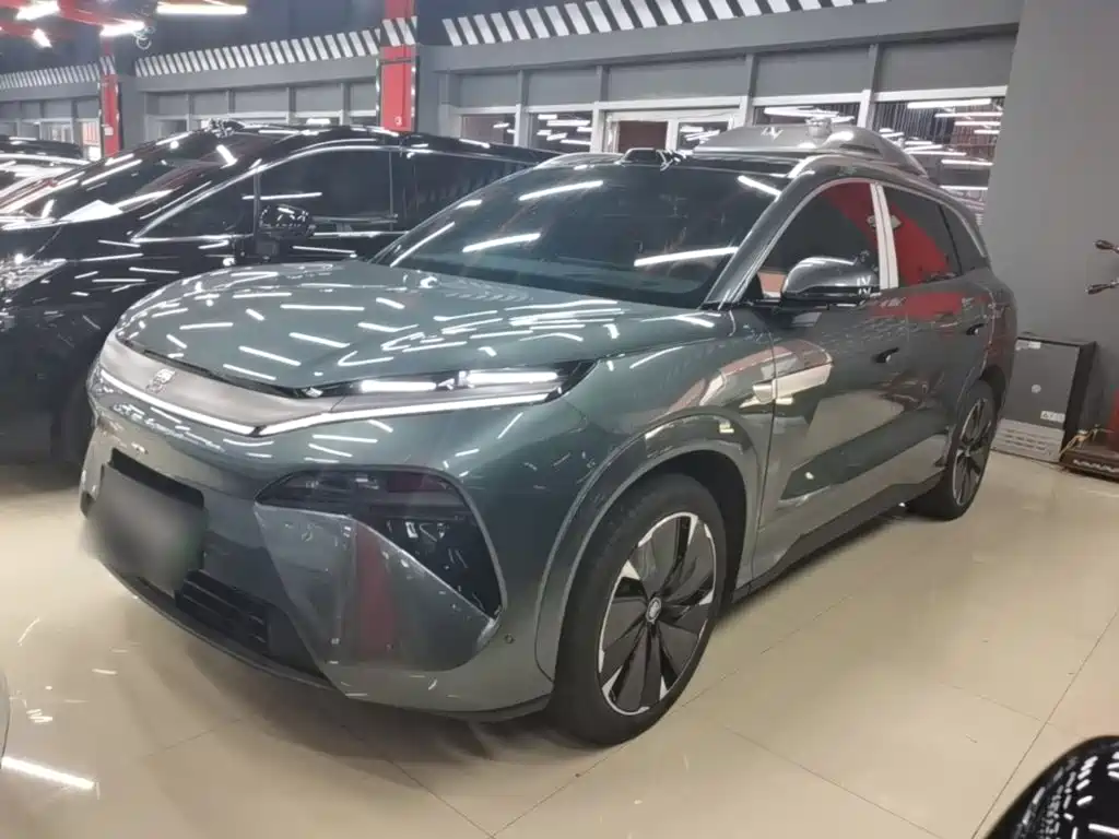 BYD Tang L 2025 — фото 1