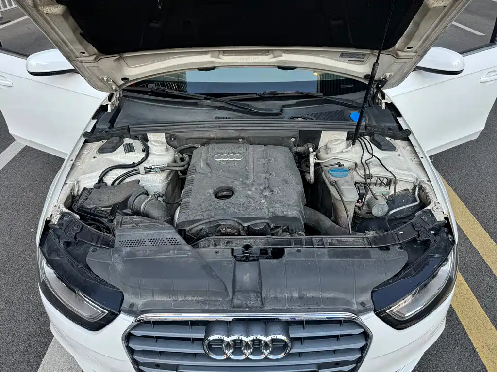 Audi A4L 2014 — фото 16