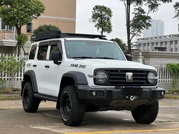 Tank 300 2022