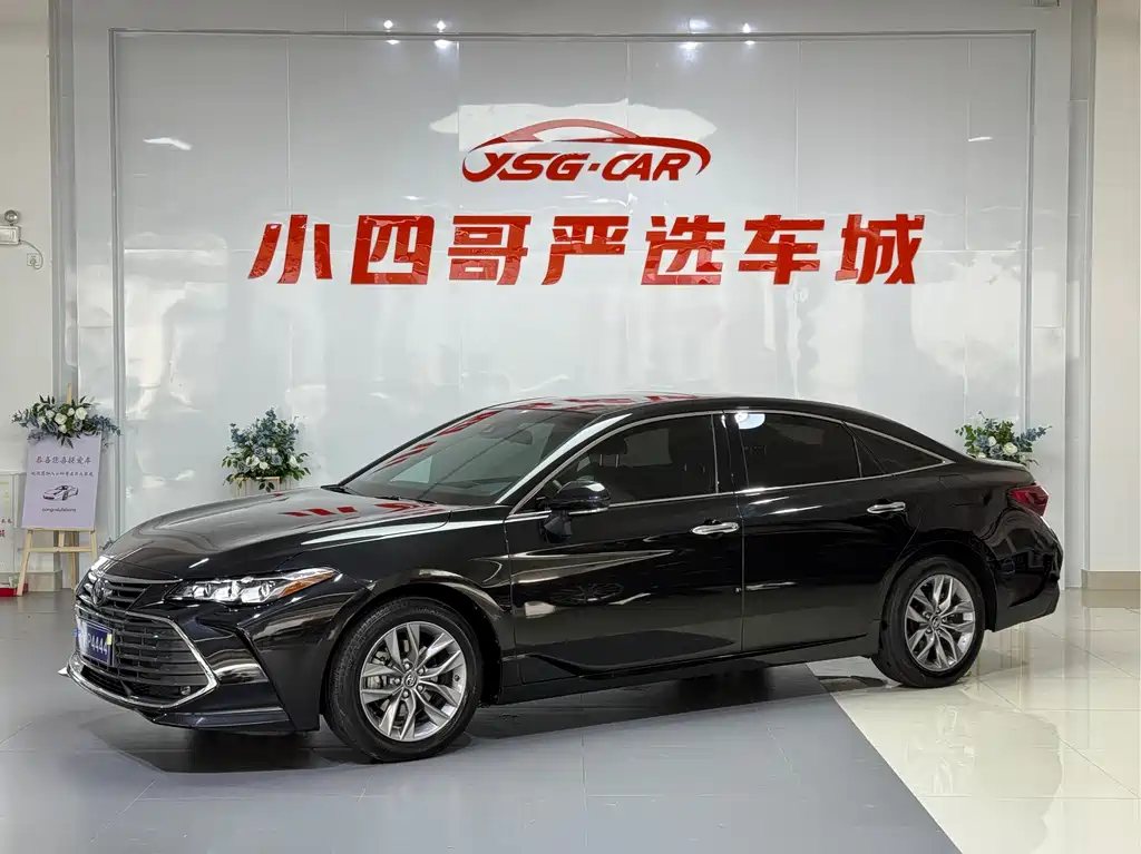 Toyota Avalon 2022 — фото 1