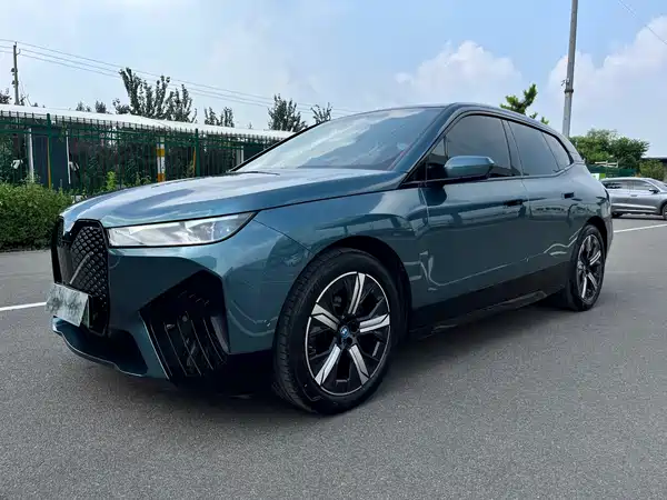 BMW iX 2024