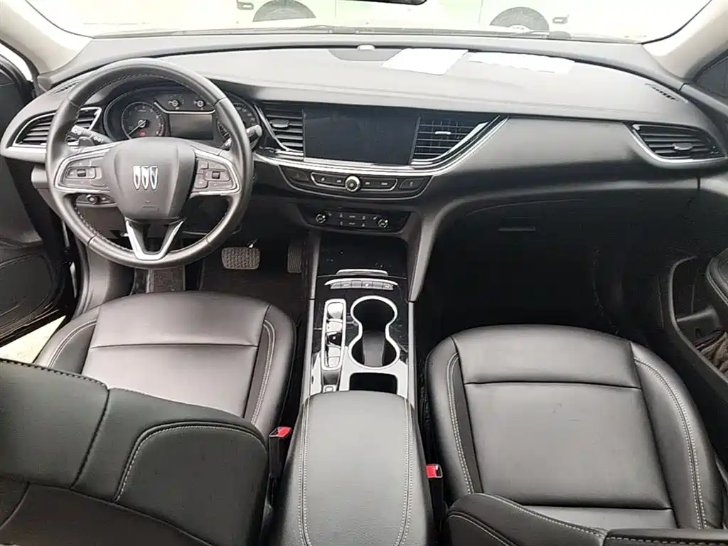 Buick Regal 2023 — фото 10