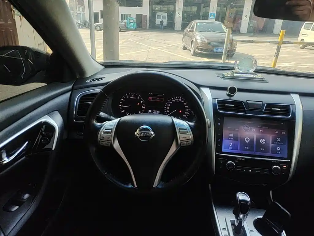 Nissan Teana 2018 — фото 11