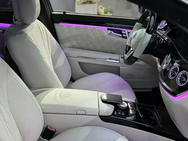 Mercedes-Benz S-Class 2012