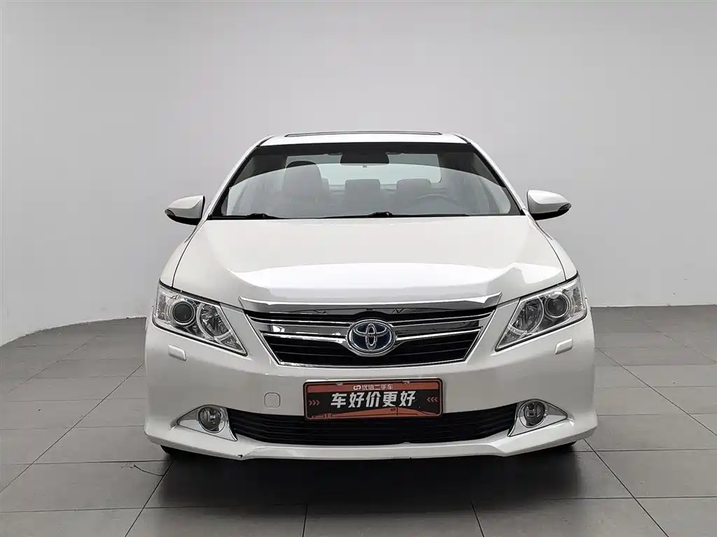 Toyota Camry 2013 — фото 3