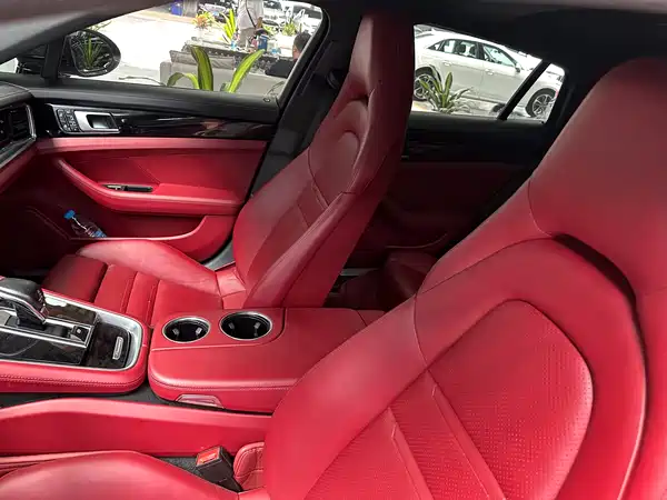 Porsche Panamera 2020