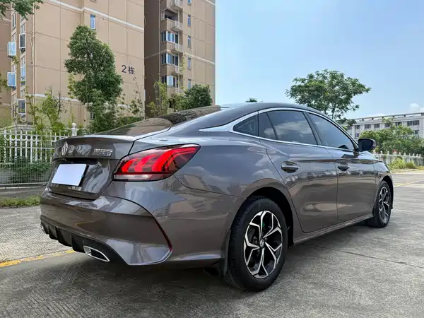 MG5 2021