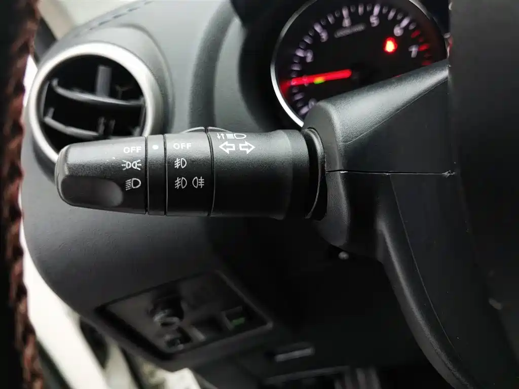 Nissan Qashqai 2014 — фото 21
