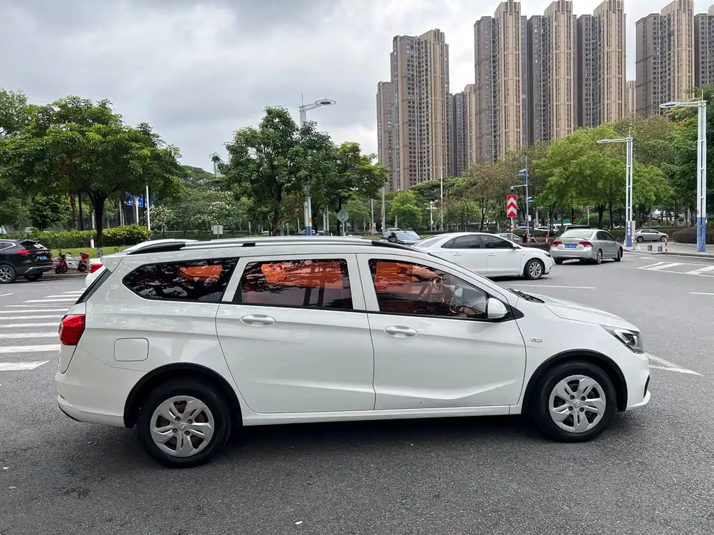 Baojun 310W 2018 — фото 5