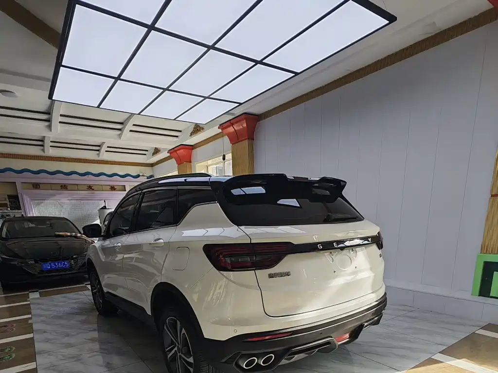 Geely Binyue 2022
