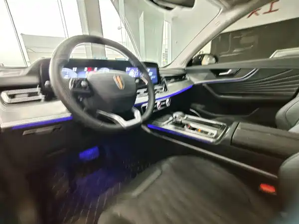Hongqi HS5 2023