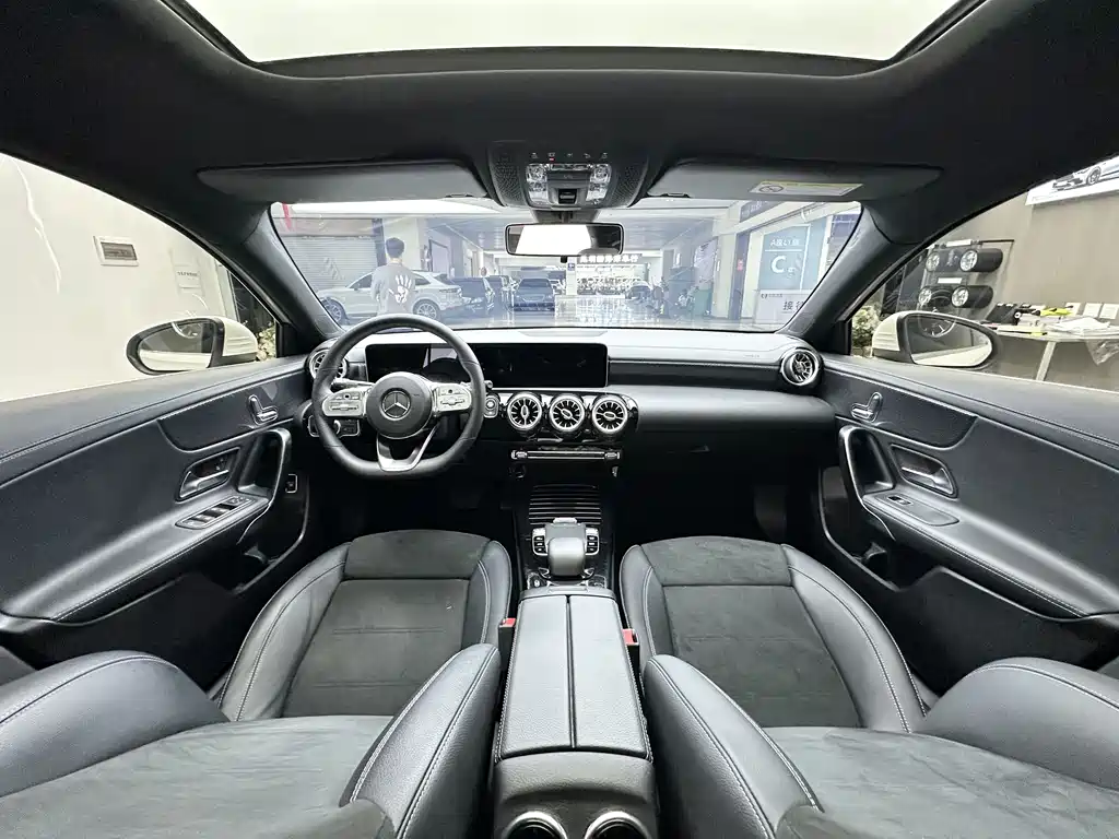 Mercedes-Benz A-Class 2020 — фото 9