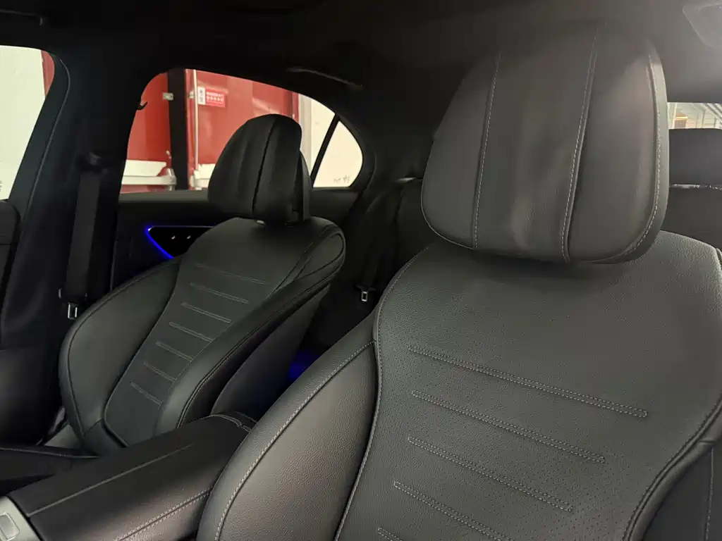Mercedes-Benz C-Class 2023