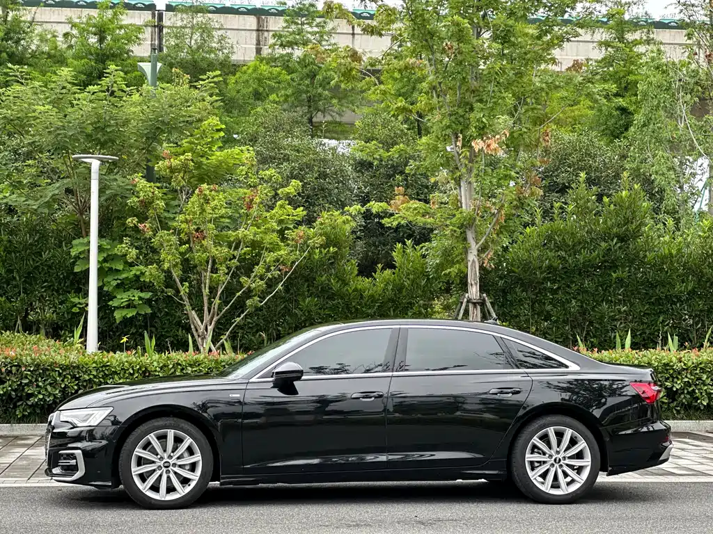 Audi A6L 2024 — фото 7