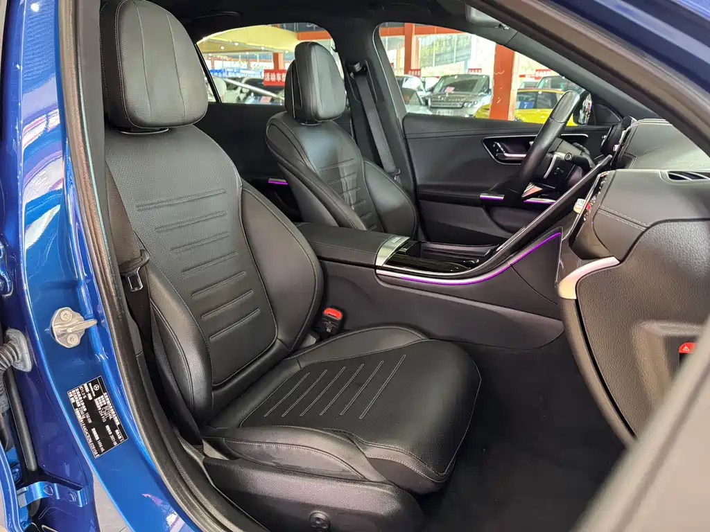 Mercedes-Benz C-Class 2022 — фото 15