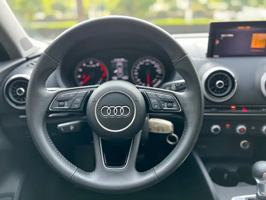 Audi A3 2020 — фото 11