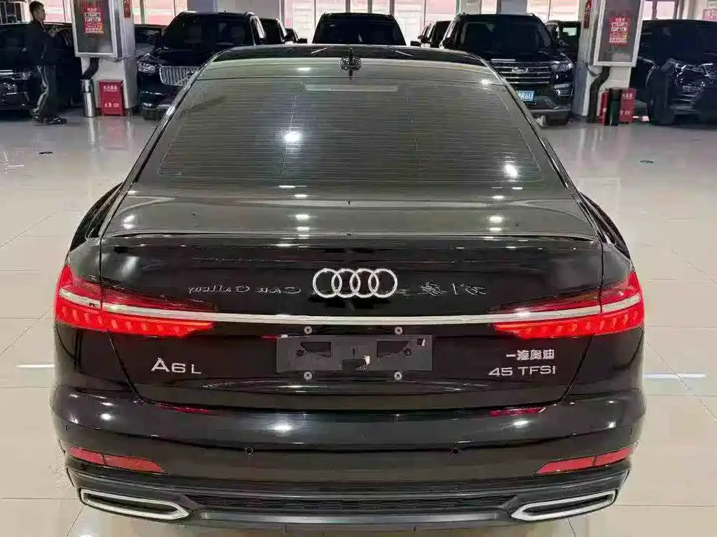 Audi A6L 2019 — фото 8