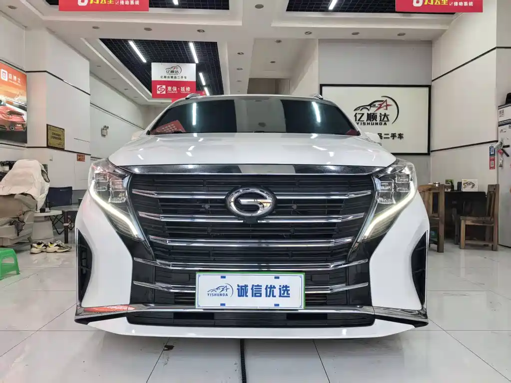 GAC Motor Trumpchi M8 2022 — фото 3