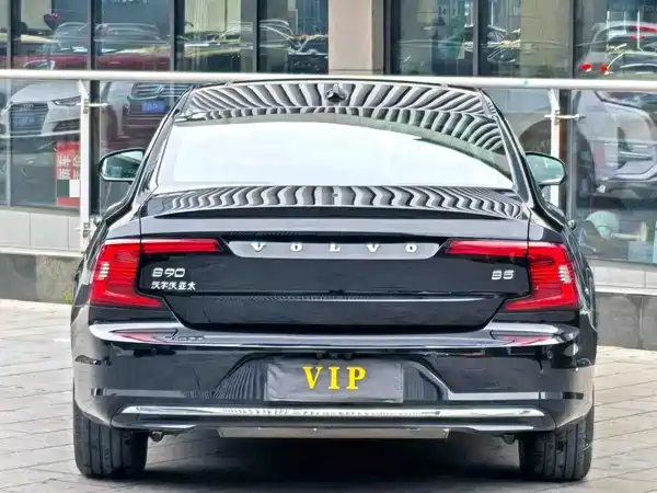 Volvo S90 2024