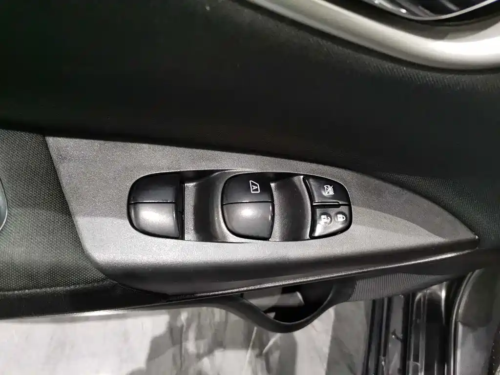 Nissan Sylphy 2019 — фото 21