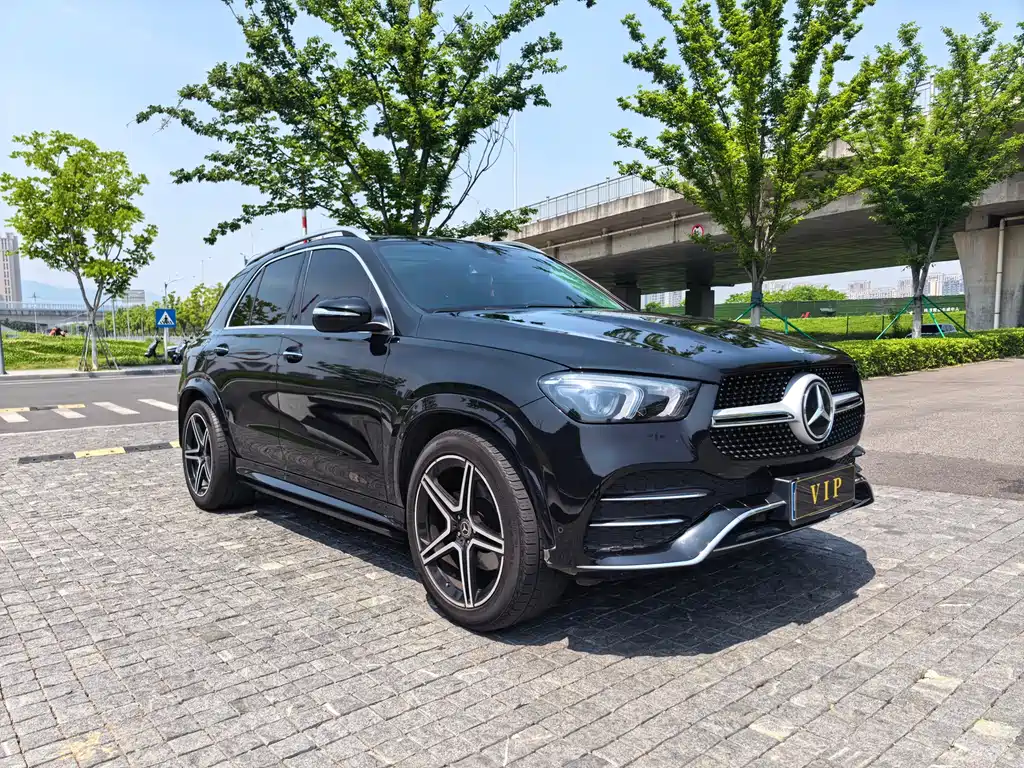 Mercedes-Benz GLE 2023 — фото 3