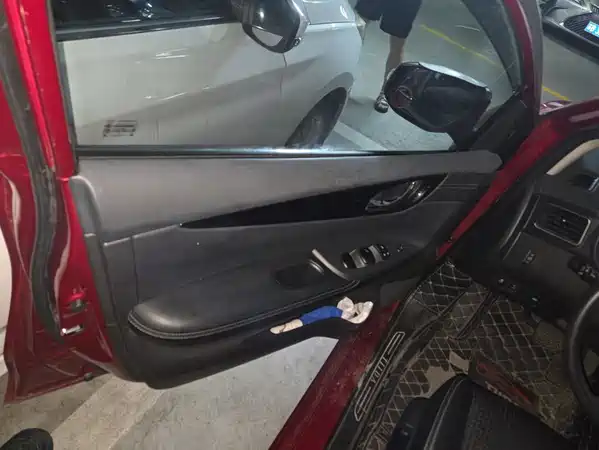Nissan Tiida 2019