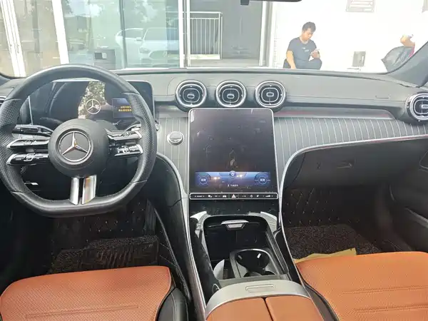 Mercedes-Benz C-Class 2022
