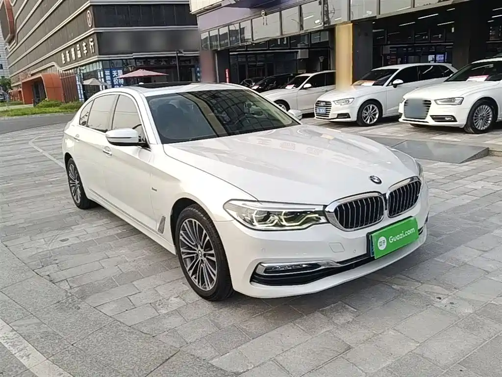 BMW 5 Series 2018 — фото 4
