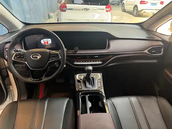 GAC Trumpchi M6 2023