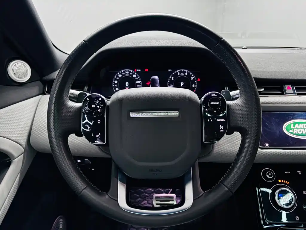 Land Rover Range Rover Evoque 2021 — фото 12